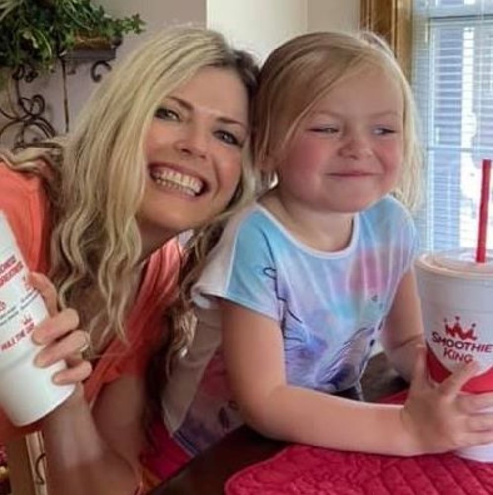 Meet your Posher, Lisa